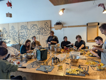 Repas partagé au Cabanon de Simon de Cyrène - édition Nuit de la Solidarité
