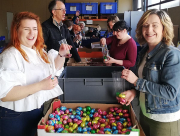 Tri des chocolats et des jouets
