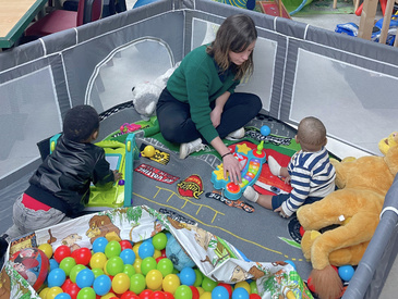 Venez aider à garder des enfants en centre d'hébergement d'urgence pour jeunes mamans